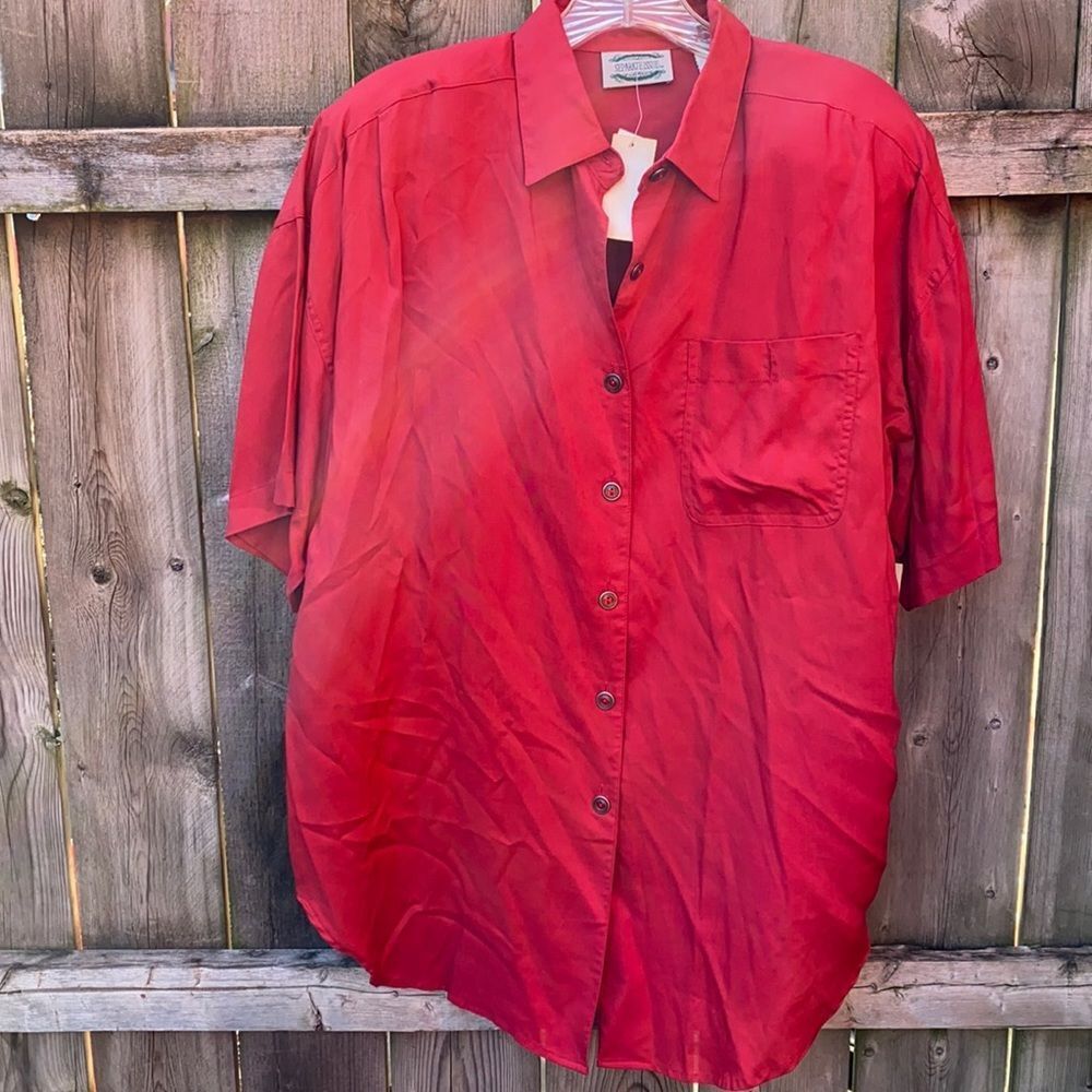 Separate Issue Red Button down shirt sz. L NWT